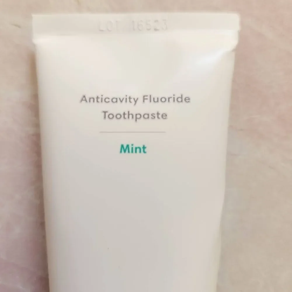 Quip anticavity fluoride toothpaste mint 4.6 oz toothpaste New bottle